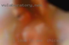 I love to explore a woman's sex in Chicago body.