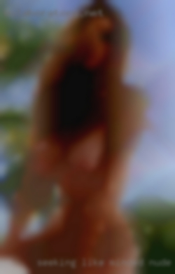 Seeking like-minded nude dogging people for sex.